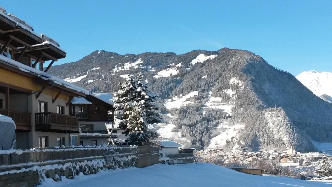 Gaestehaus Falkenblick Arzl im Pitztal Exteriér fotografie